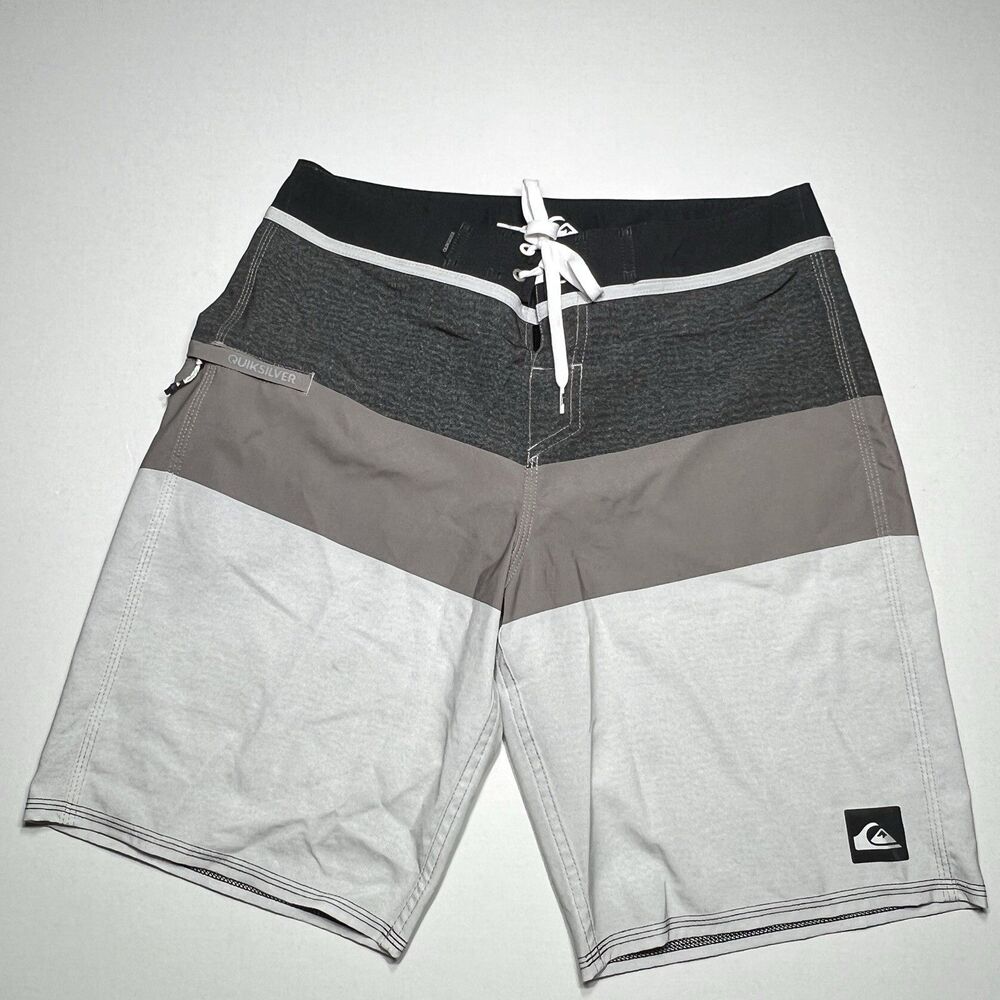 Quiksilver Boardshorts Mens Size 30  Gray Black Swim Trunks Striped Ombré
